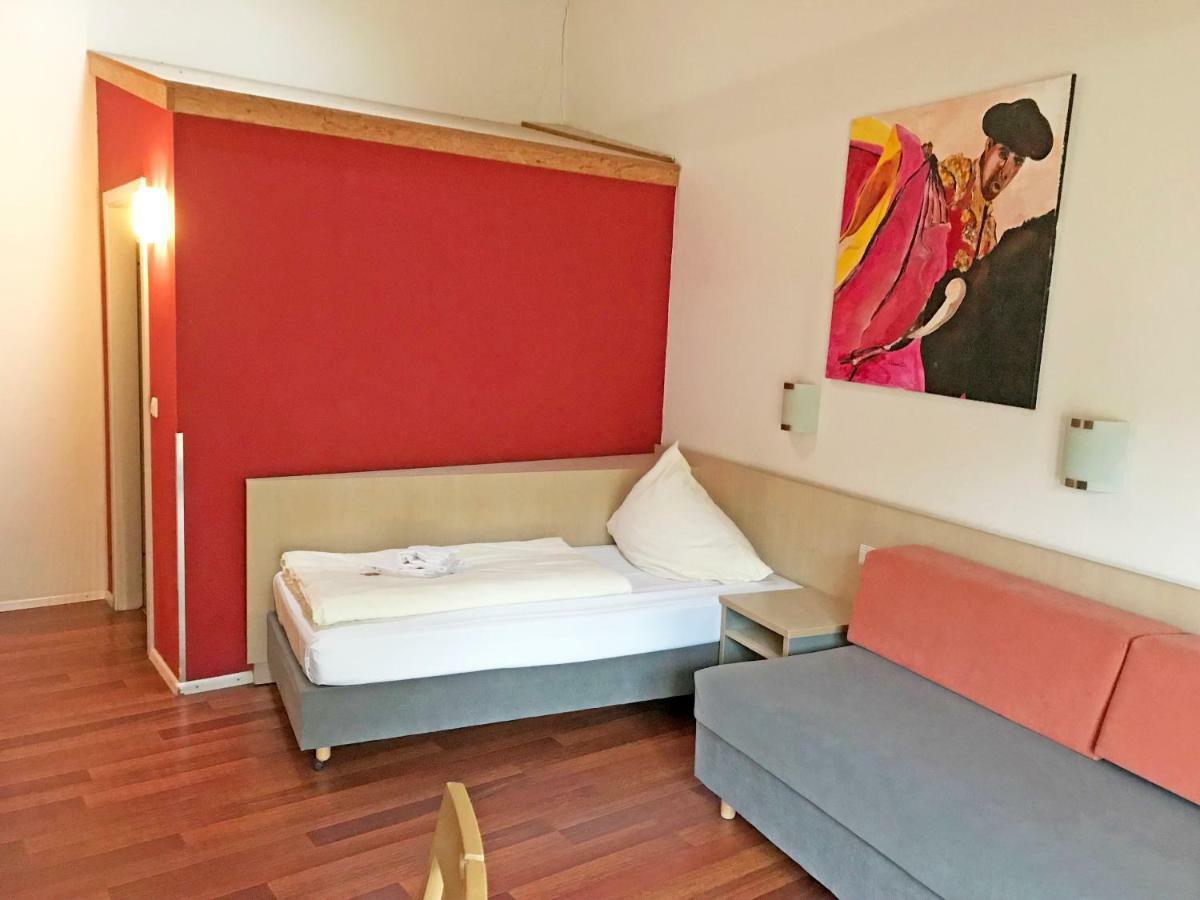 Brau Art Hotel Neckarsulm Buitenkant foto